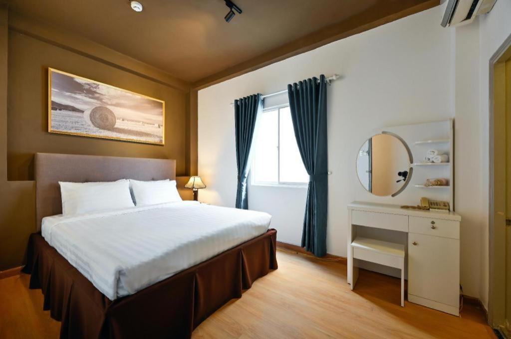 The Noble Swan Wood Park Hotel Ho Chi Minh-stad Buitenkant foto