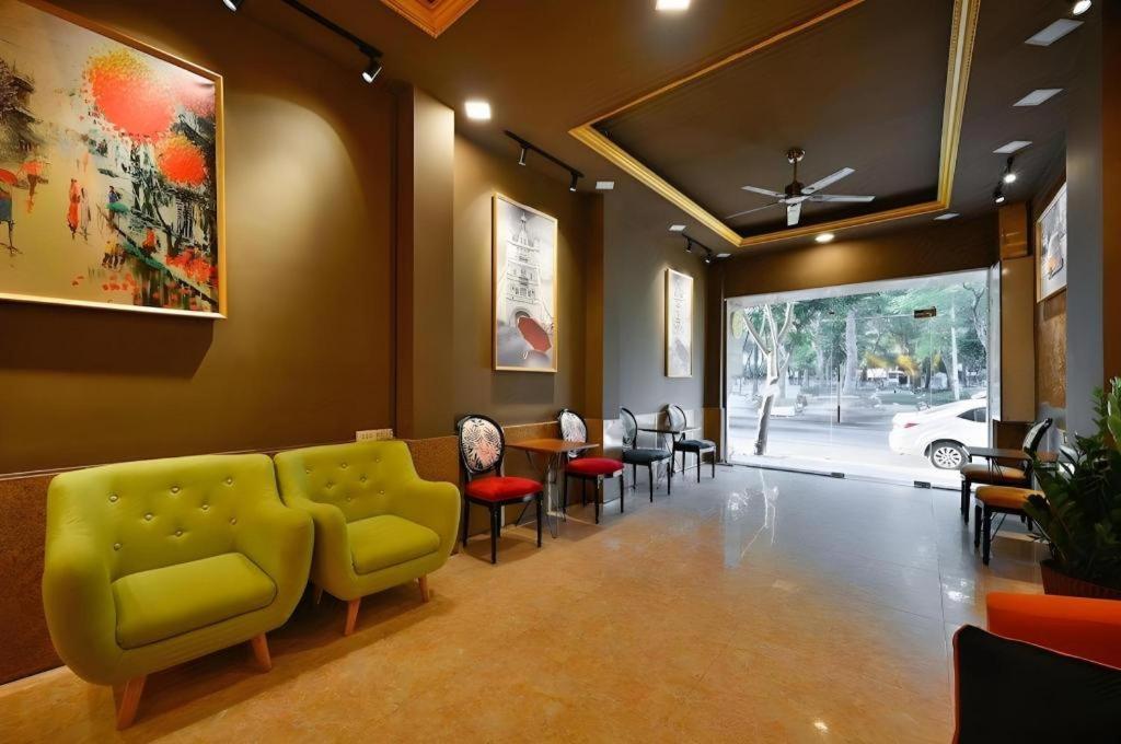 The Noble Swan Wood Park Hotel Ho Chi Minh-stad Buitenkant foto